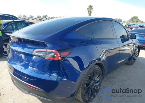 2022 Tesla Model Y Performance Dual Motor All-Wheel Drive from USA, damaged, VIN 7SAYGDEF2NF524037